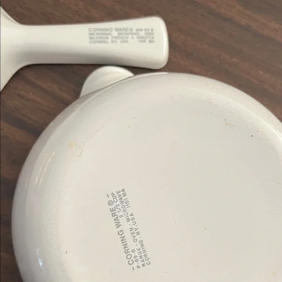 Corningware White Ceramic Saucepan Set with Pour Spout - Picture 5 of 13
